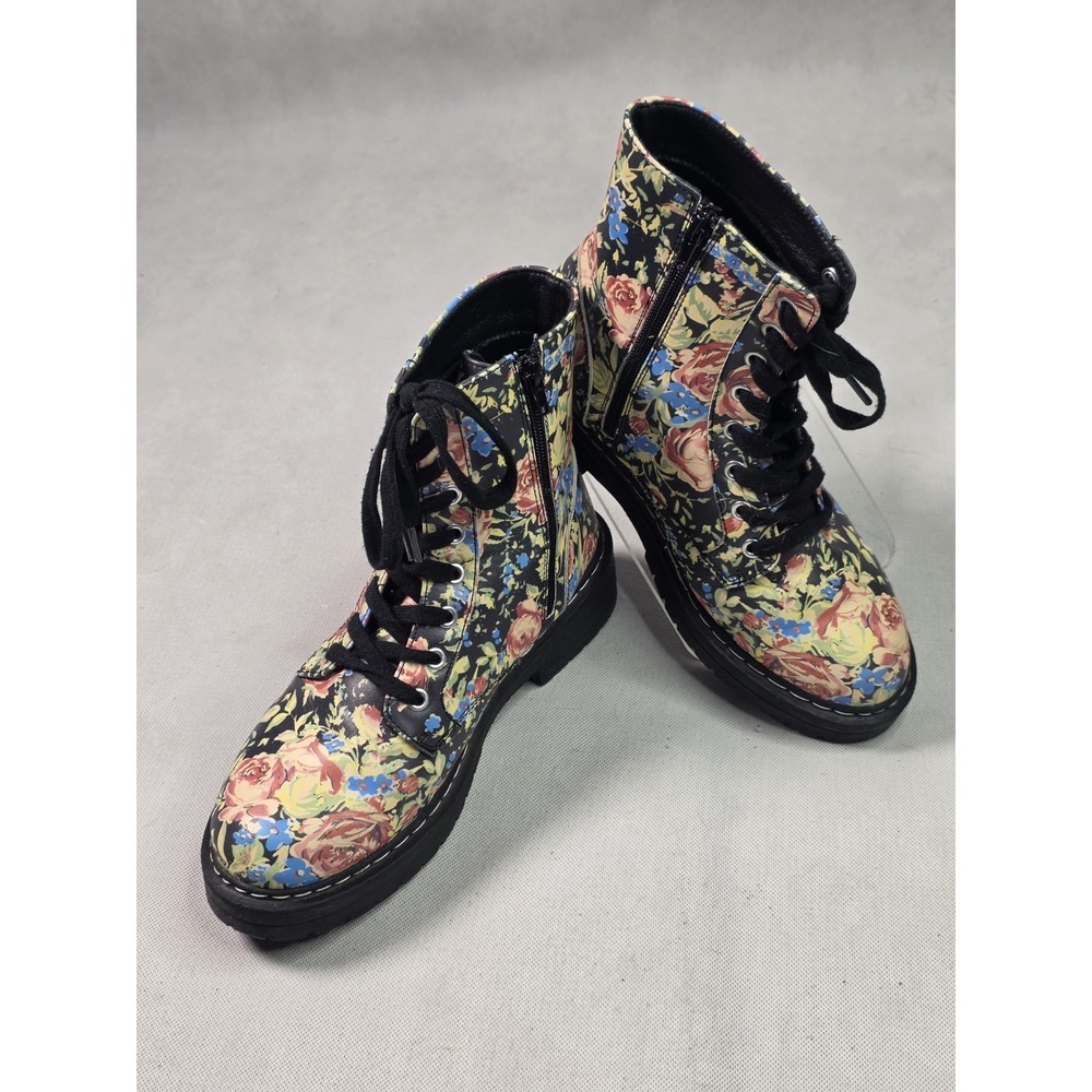 NEW Sugar Kaedy Black Vintage Floral Combat Boots Booties 9M